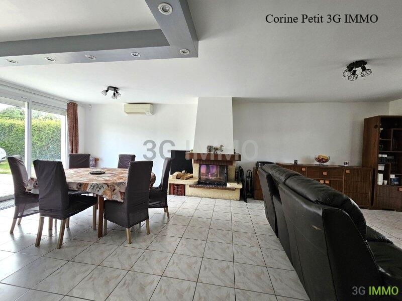 Pavillon - 100 m² - 5 pièces