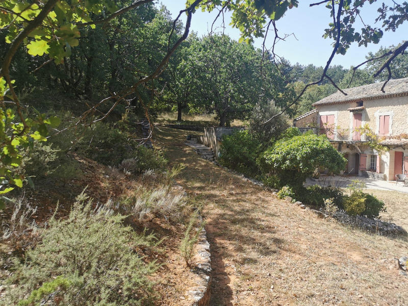 Mas - 250 m² - 7 pièces