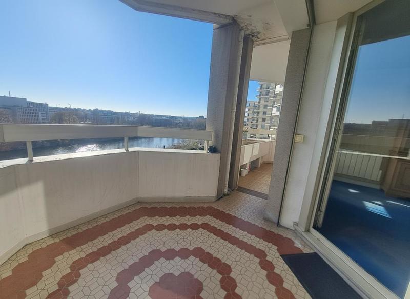 Appartement - 94 m² - 4 pièces