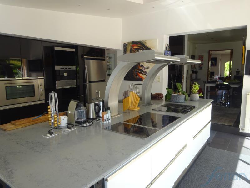 Villa - 280 m² - 6 pièces