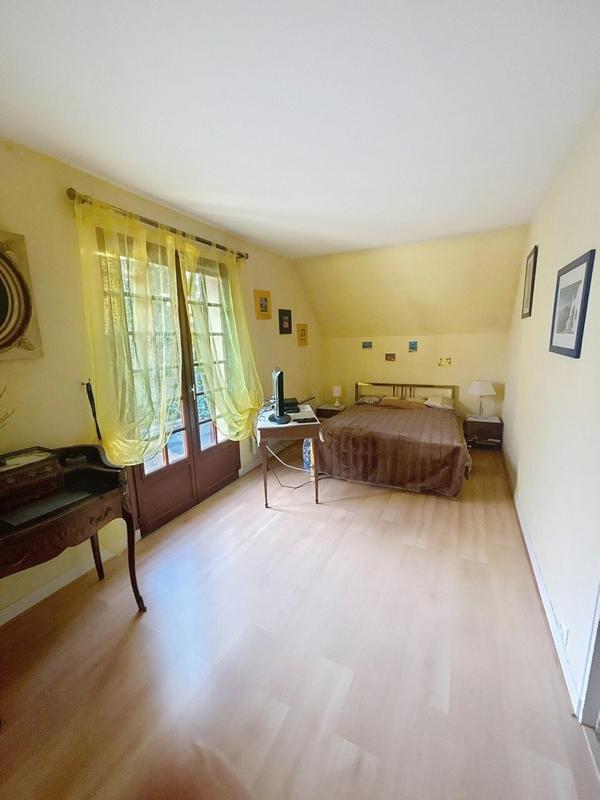 Maison - 156 m² - 7 pièces