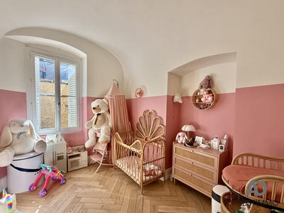 Appartement - 128 m² - 5 pièces