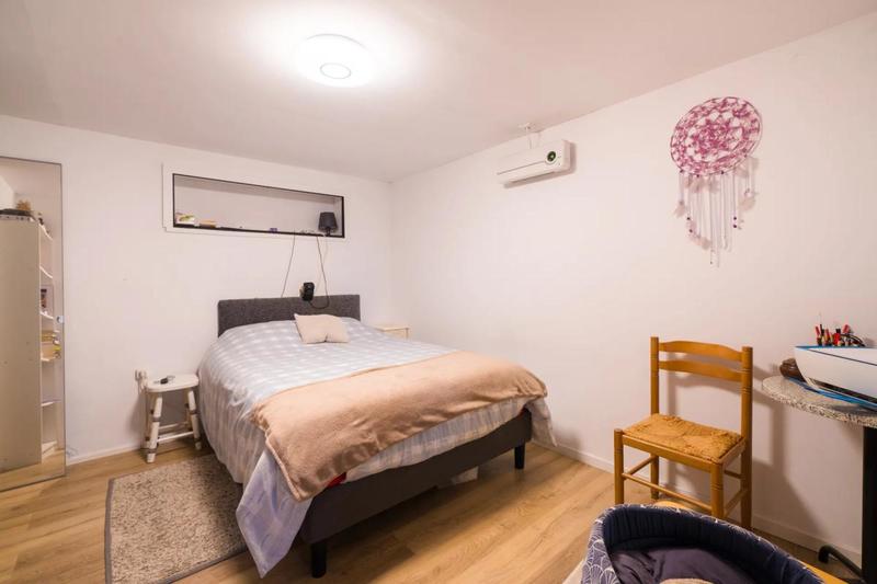 Maison - 170 m² - 8 pièces