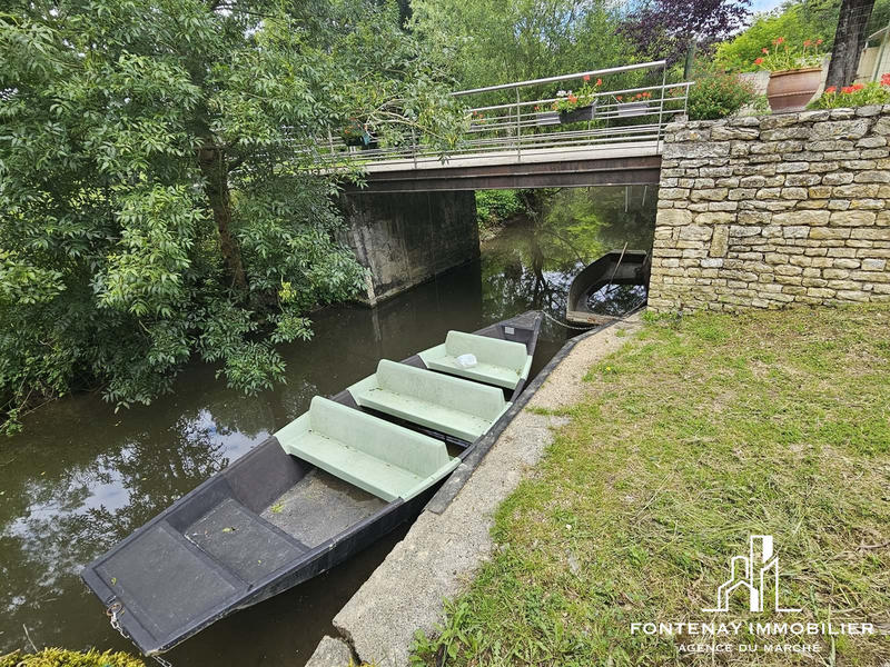 Maison - 220 m² - 11 pièces