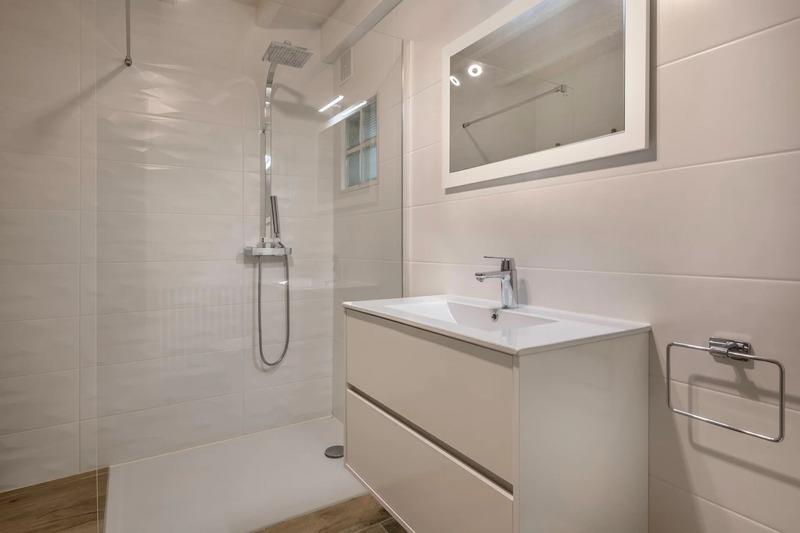 Maison - 366 m² - 14 pièces