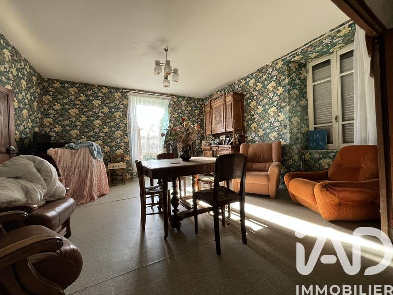 Maison de campagne - 7 740 m² - 7 pièces