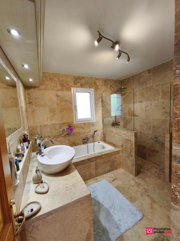 Maison - 146 m² - 5 pièces