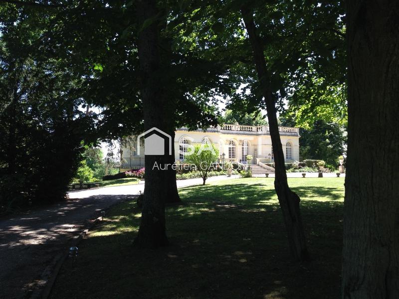 Villa - 350 m² - 5 pièces