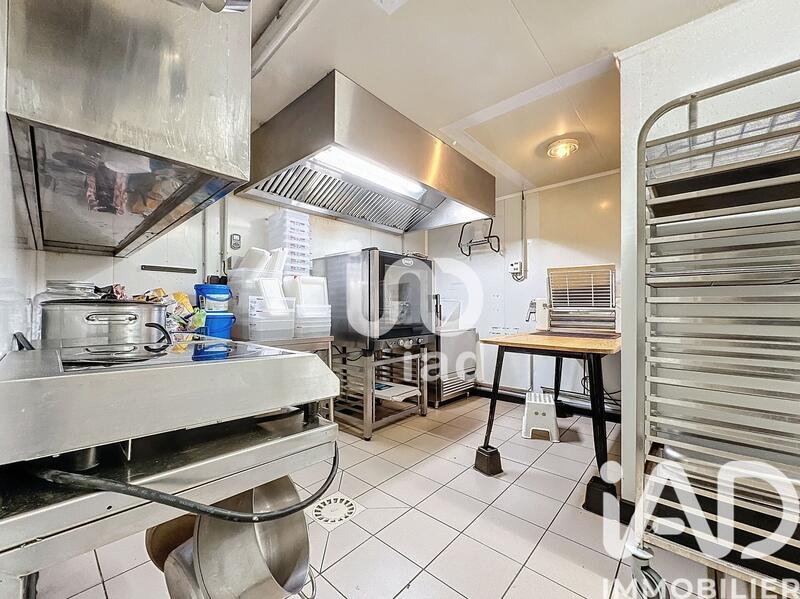 Local commercial - 277 m²