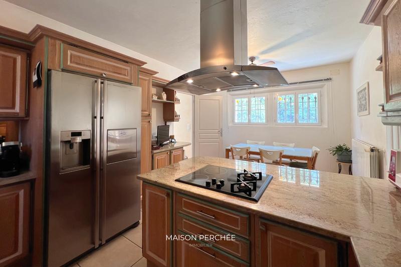 Villa - 210 m² - 7 pièces