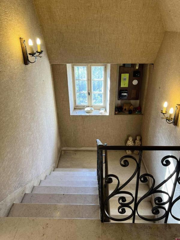 Maison - 190 m² - 11 pièces