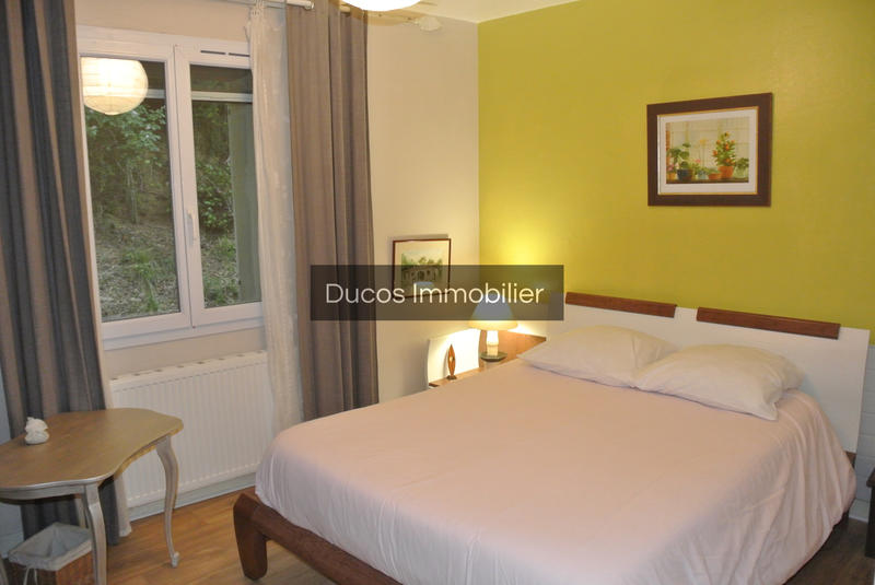 Maison - 246 m² - 6 pièces