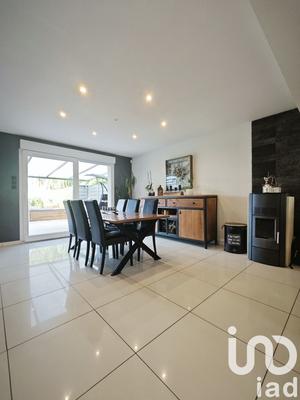 Maison - 120 m² - 6 pièces