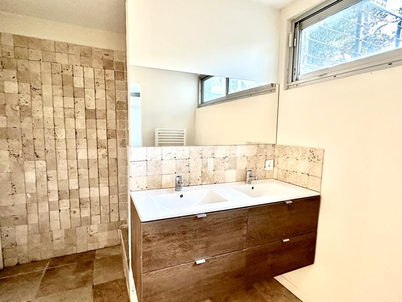 Appartement - 180 m² - 5 pièces