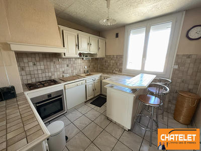 Appartement - 79 m² - 4 pièces