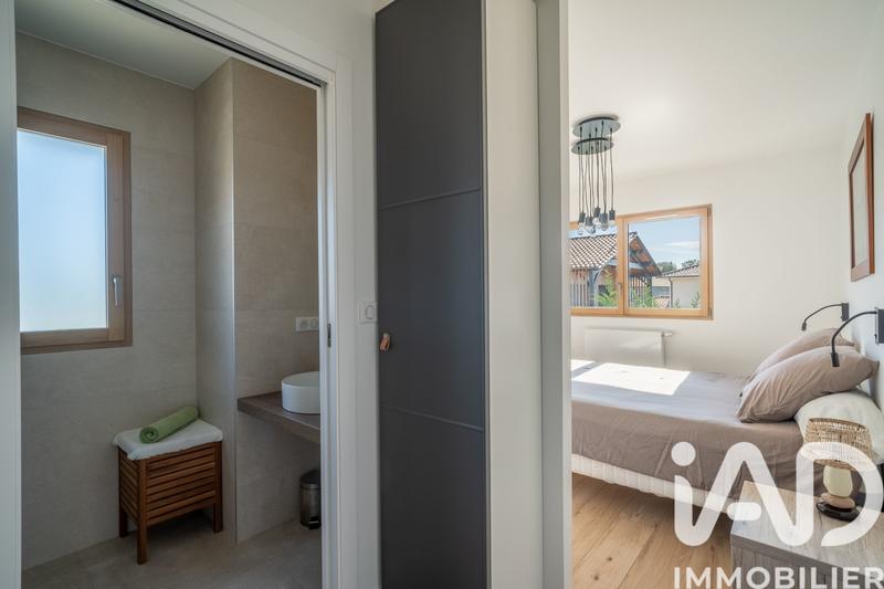 Maison - 202 m² - 6 pièces