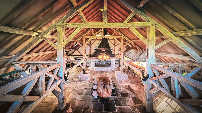 Maison - 452 m² - 10 pièces