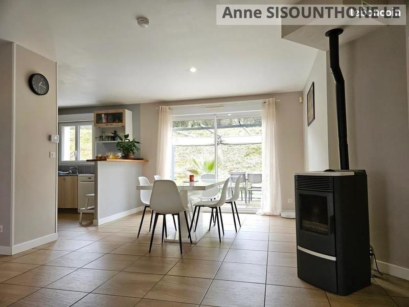 Maison - 127 m² - 6 pièces