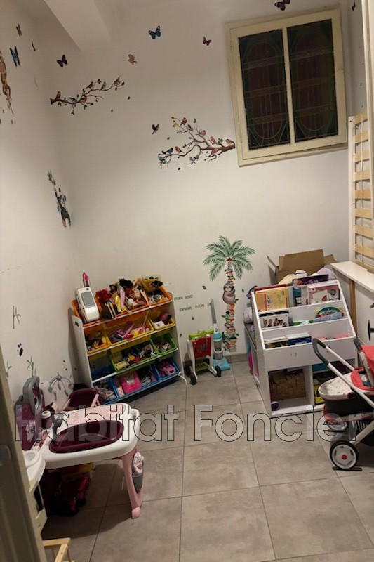 Appartement - 111 m² - 4 pièces