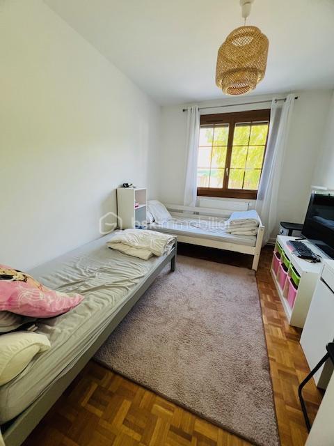 Appartement - 77 m² - 3 pièces