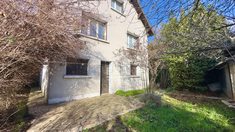 Maison - 122 m² - 7 pièces