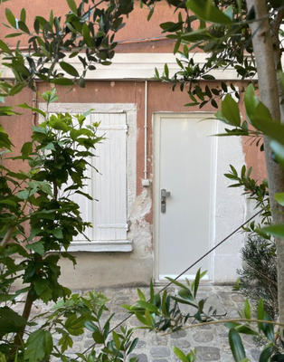 Appartement - 9 m² - 1 pièce