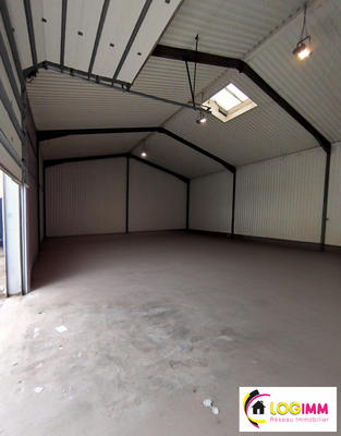 Entrepôt - 496 m²