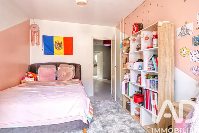 Appartement - 104 m² - 5 pièces