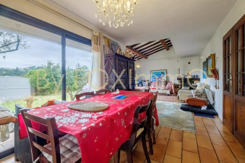 Villa - 153 m² - 6 pièces