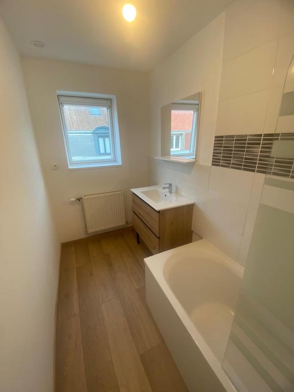 Maison - 102 m² - 4 pièces