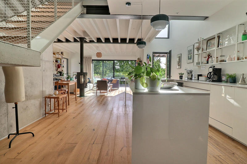 Maison - 196 m² - 7 pièces