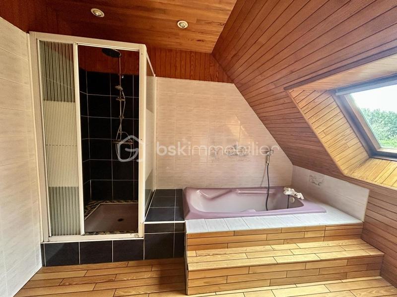 Maison - 130 m² - 8 pièces