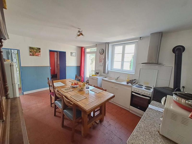 Maison - 97 m² - 6 pièces