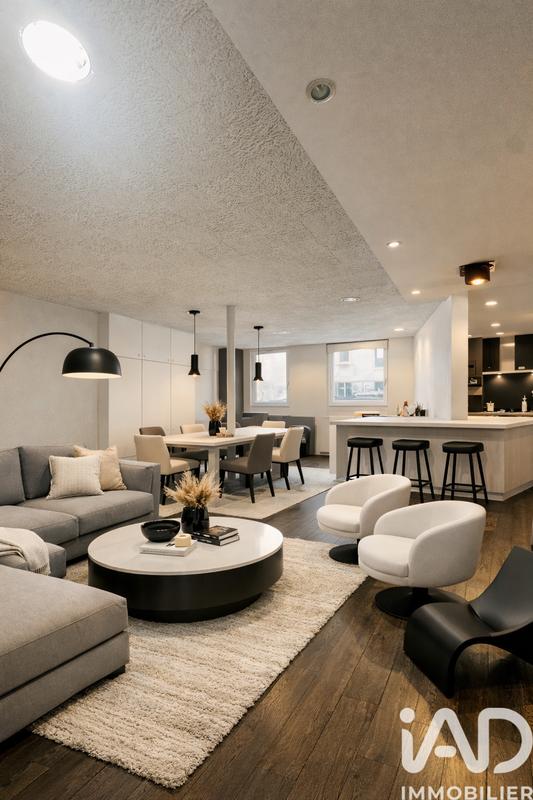 Loft - 164 m² - 5 pièces