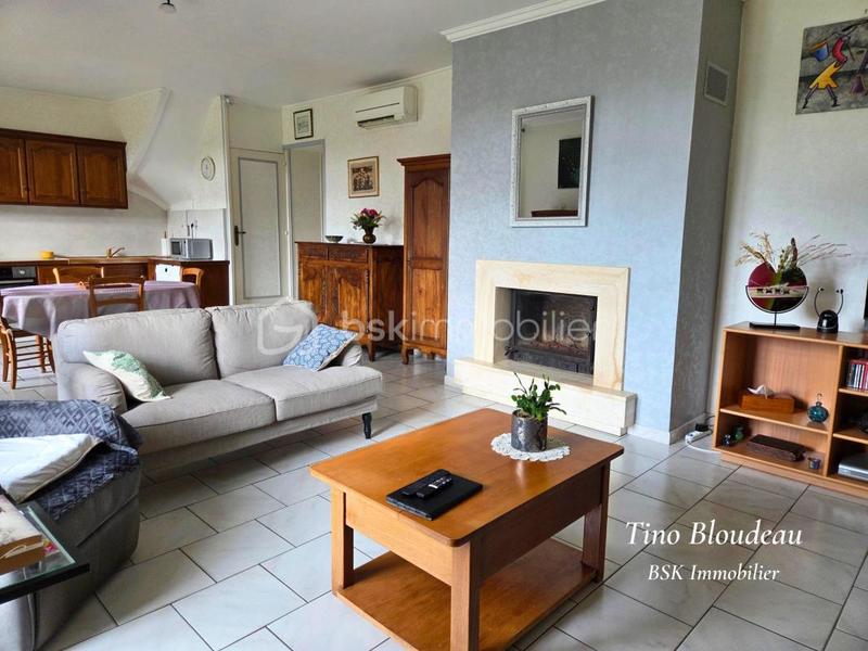 Maison - 200 m² - 9 pièces