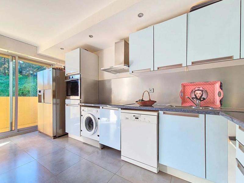 Appartement - 117 m² - 3 pièces