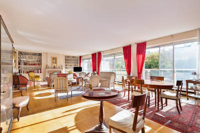 Appartement - 195 m² - 5 pièces