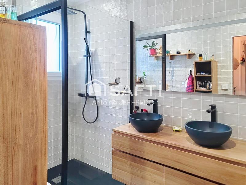 Maison - 96 m² - 4 pièces