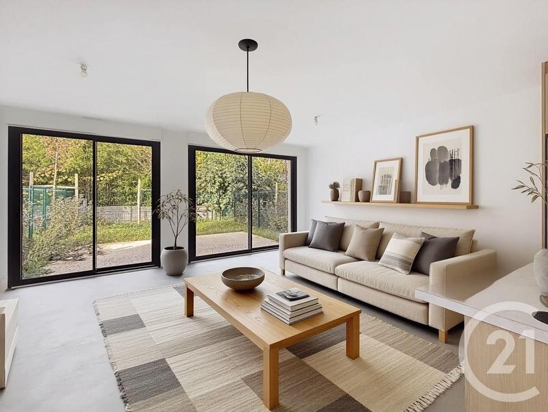 Maison - 93 m² - 4 pièces