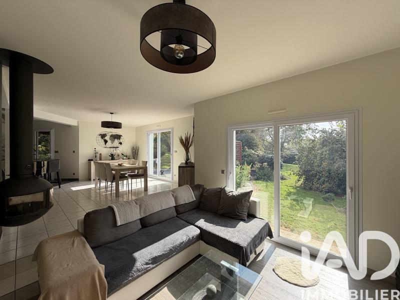 Maison - 137 m² - 6 pièces