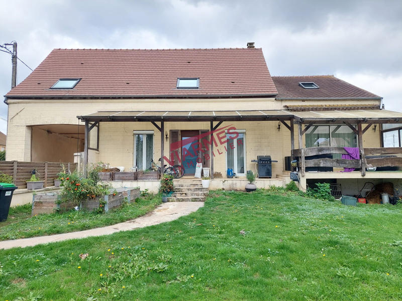 Maison ancienne - 183 m² - 8 pièces
