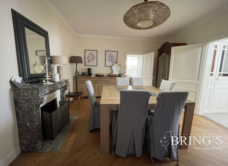 Maison - 141 m² - 5 pièces