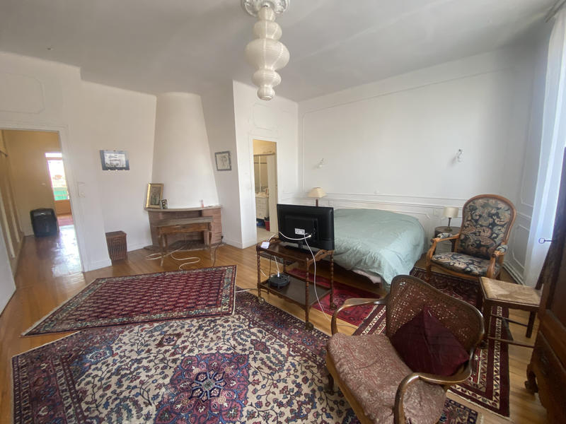 Maison - 310 m² - 5 pièces