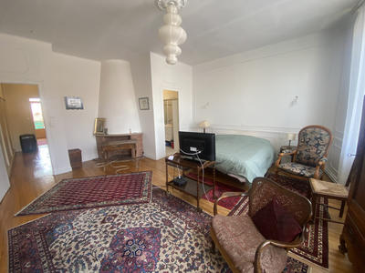 Maison - 310 m² - 5 pièces