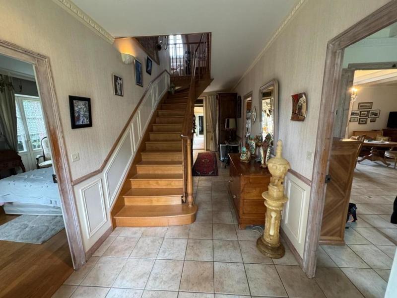 Demeure - 188 m² - 6 pièces