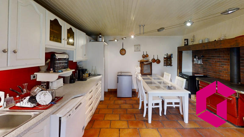 Maison ancienne - 175 m² - 5 pièces