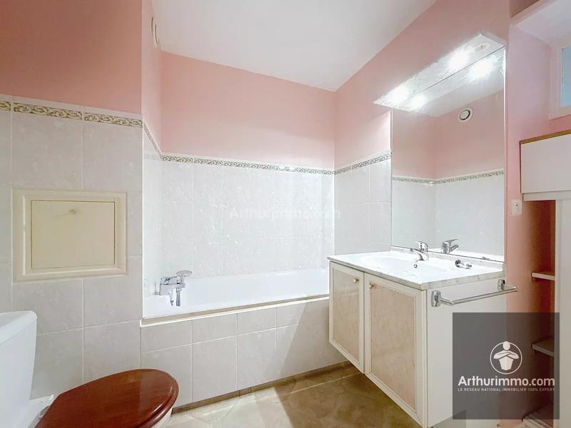 Appartement - 104 m² - 4 pièces