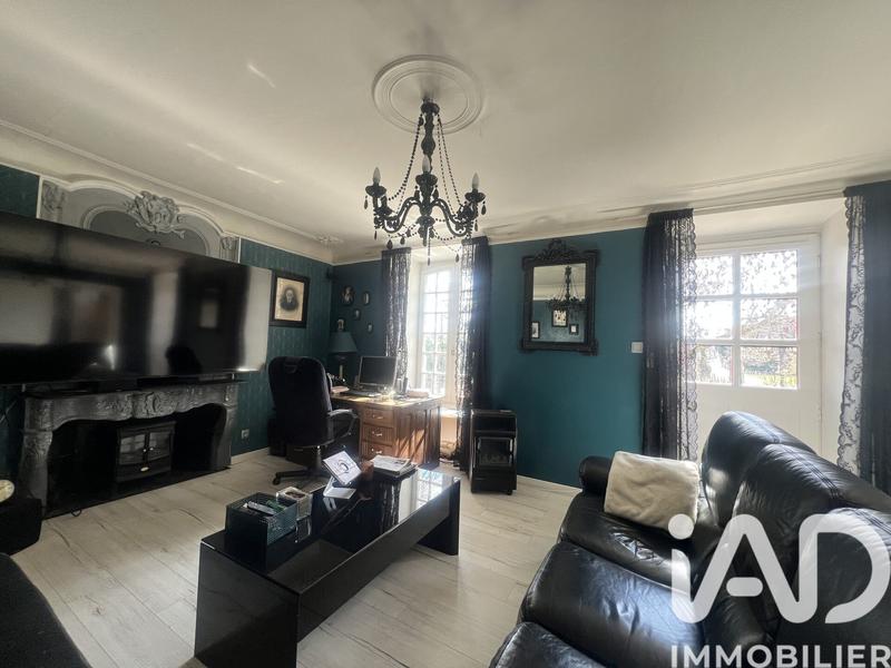 Maison - 290 m² - 12 pièces