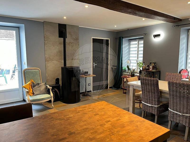 Maison - 148 m² - 6 pièces