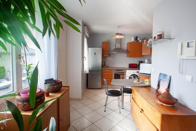 Appartement - 80 m² - 3 pièces